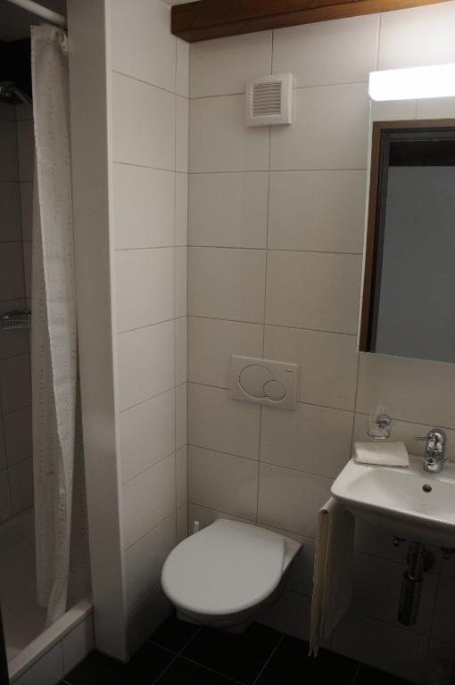Hotel Adler Garni Bauma Chambre photo