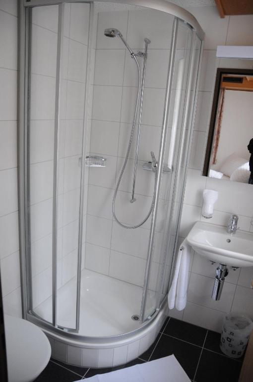 Hotel Adler Garni Bauma Chambre photo